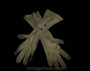 1930s Leather Gloves - Taupe Light Brown Suede 30s Pair of Gloves with Classic Stitched Points - Early Plastic Snaps At Wrist - 50306